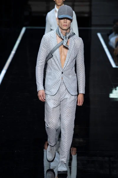 Look 74